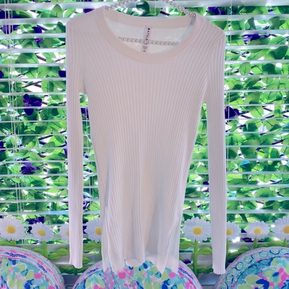 Athleta white crew neck sweater